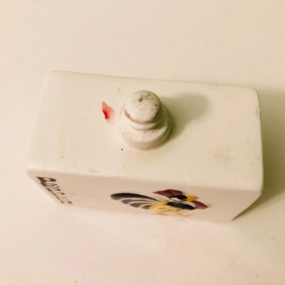 Vintage Rooster Salt and Pepper Shakers Japan - Picture 3 of 15